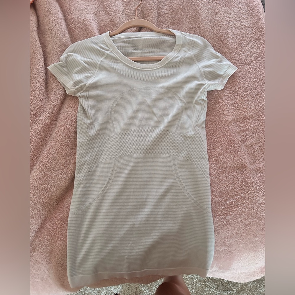 SOLD. Lululemon swiftly tech short sleeve shirt 2.0 white size 6